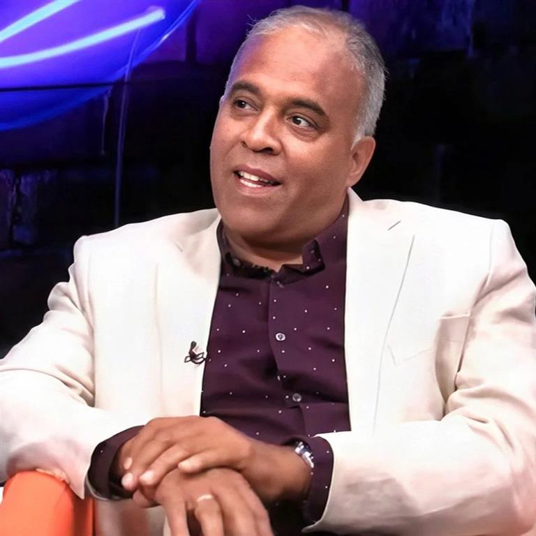 Omar-Franco-humorista-cubano-1200x900 (Medium)